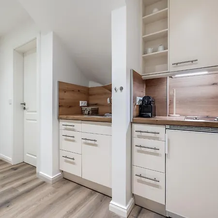 Apartment Haus Mittelstr Whg 2 Eg Rechts Westerland
